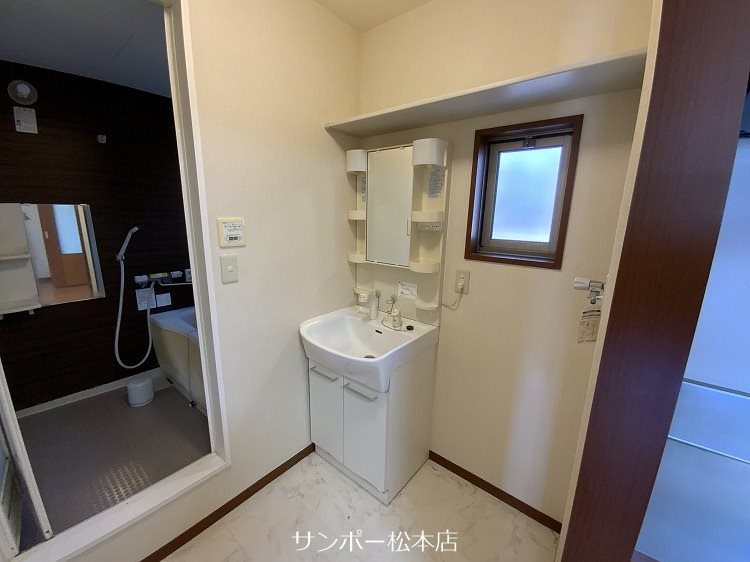 ヴィラシャンテ　C棟 洗面所