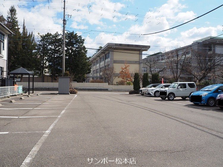 マルシェMIMURA　C棟  駐車場
