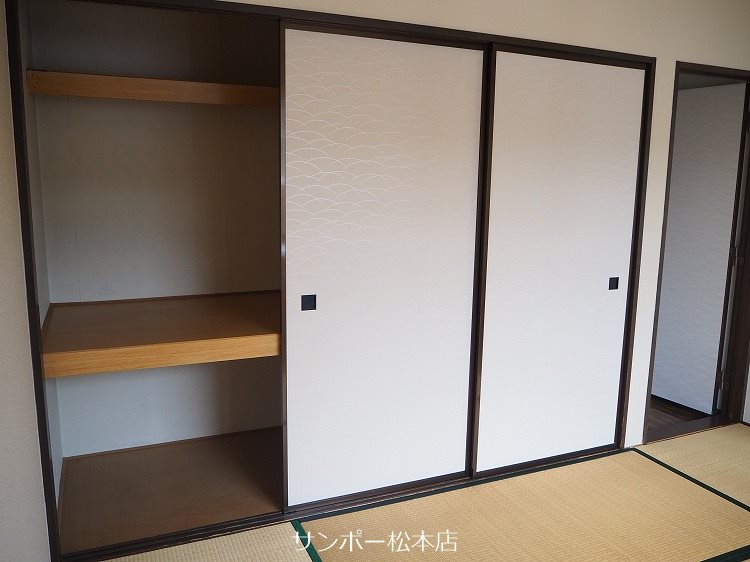 コーポナガタ 収納