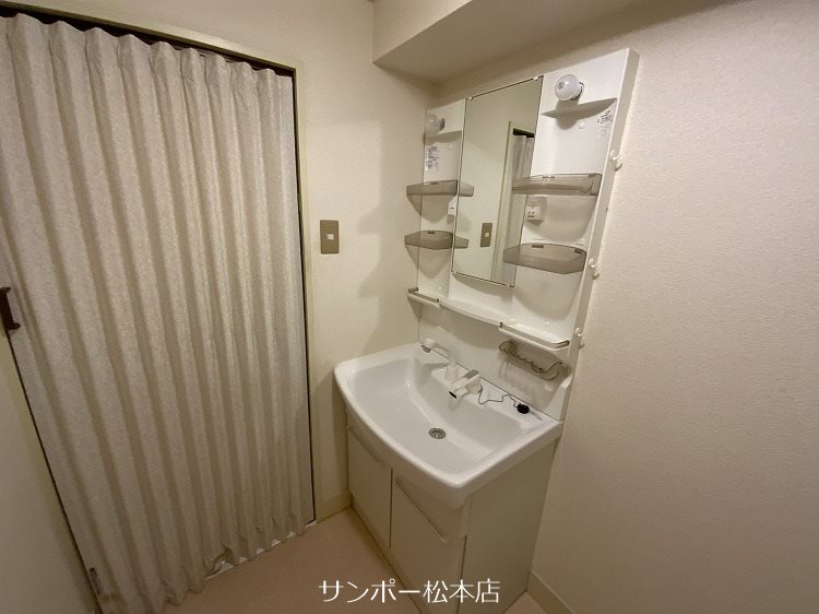 並柳ハイツ 洗面所