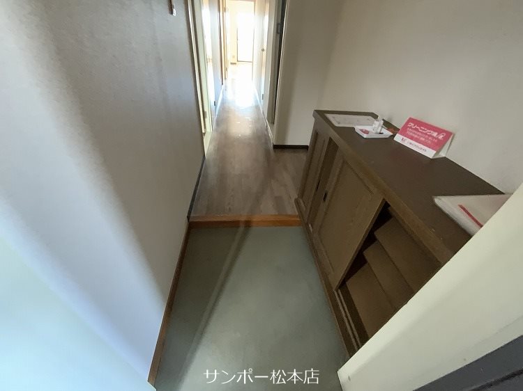 並柳ハイツ 玄関