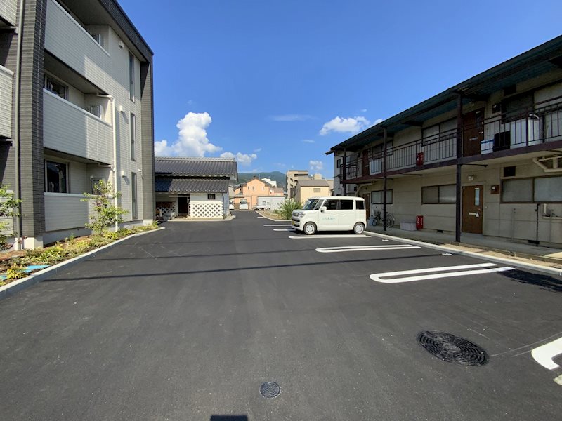 アトリエ―ル桐 駐車場