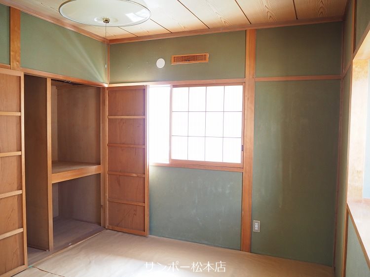 出川3丁目貸家 収納