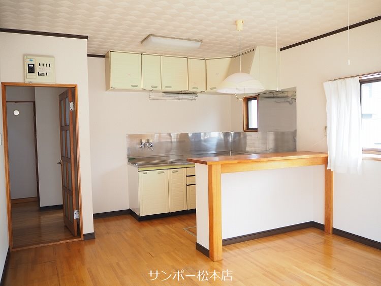 出川3丁目貸家 リビング