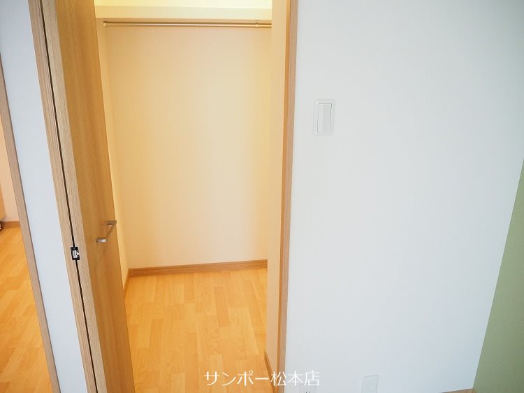 アライブⅤ 収納