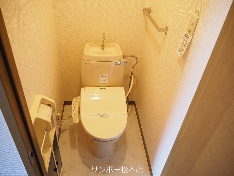 メゾンロゼール　Ｂ棟 トイレ