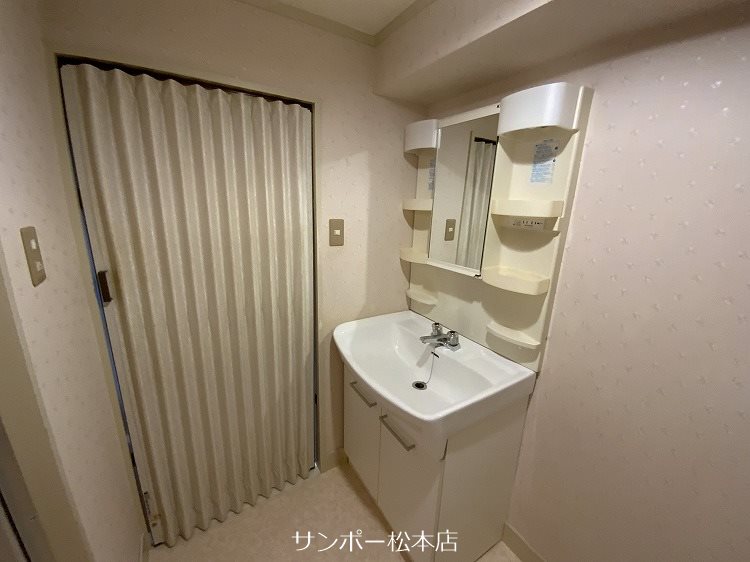 並柳ハイツ 洗面所