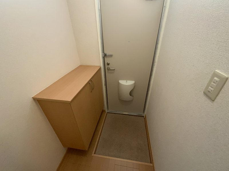 ビューラ南郷　A棟 玄関