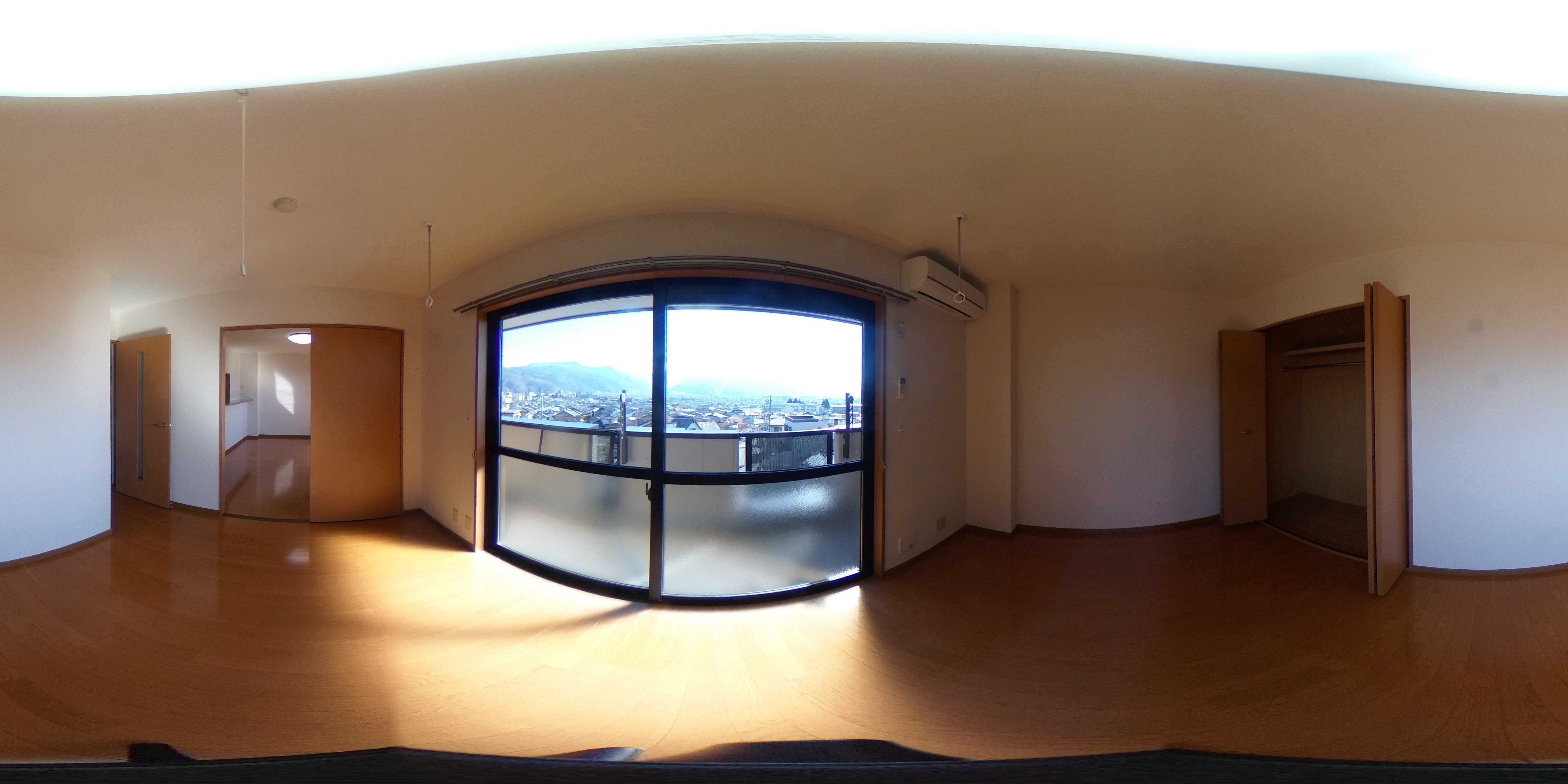 Ｖｉｅｗ　Ｃｒｅｓｔ 洋室