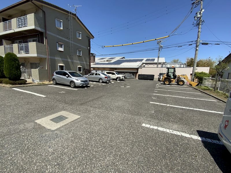メラ・ベルデＳ棟 駐車場