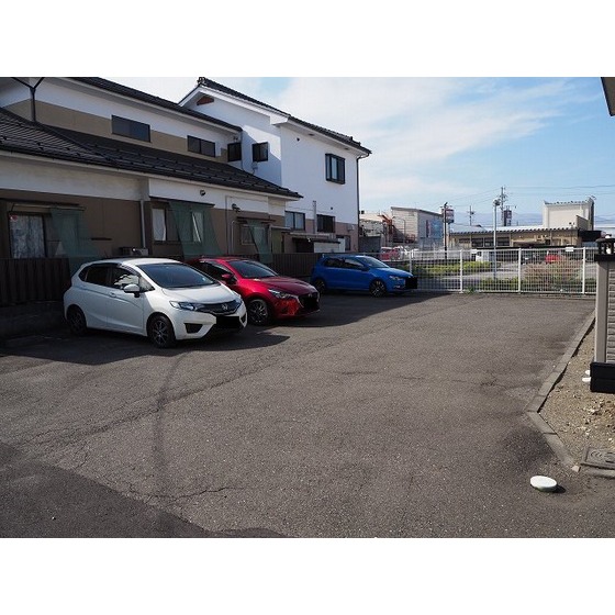 サニーコート村井 駐車場