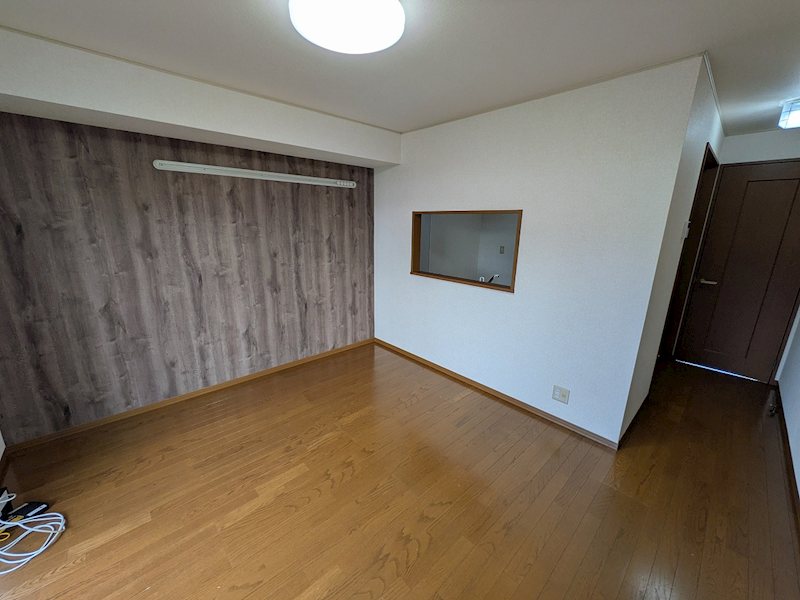 シャルマンドヌール  その他