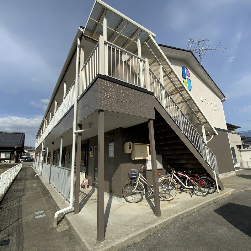 Ｓｕｒｐｌｕｓ　Ｔｈｒｅｅキャッスルトマト 外観