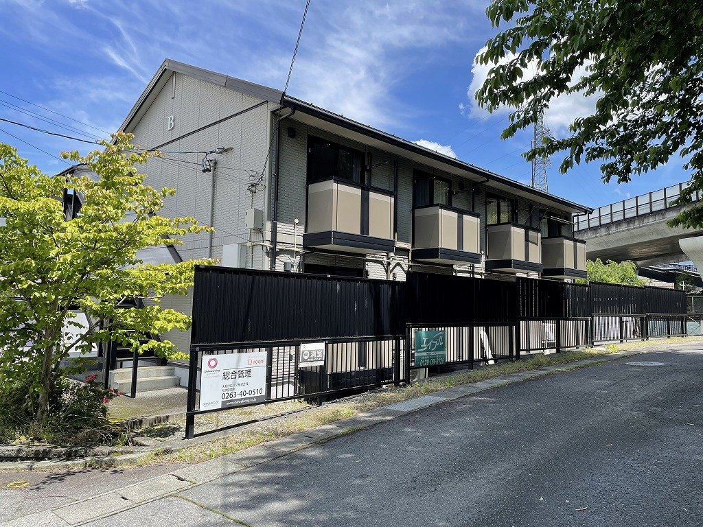 セジュール東鼎　ＡＢ 外観