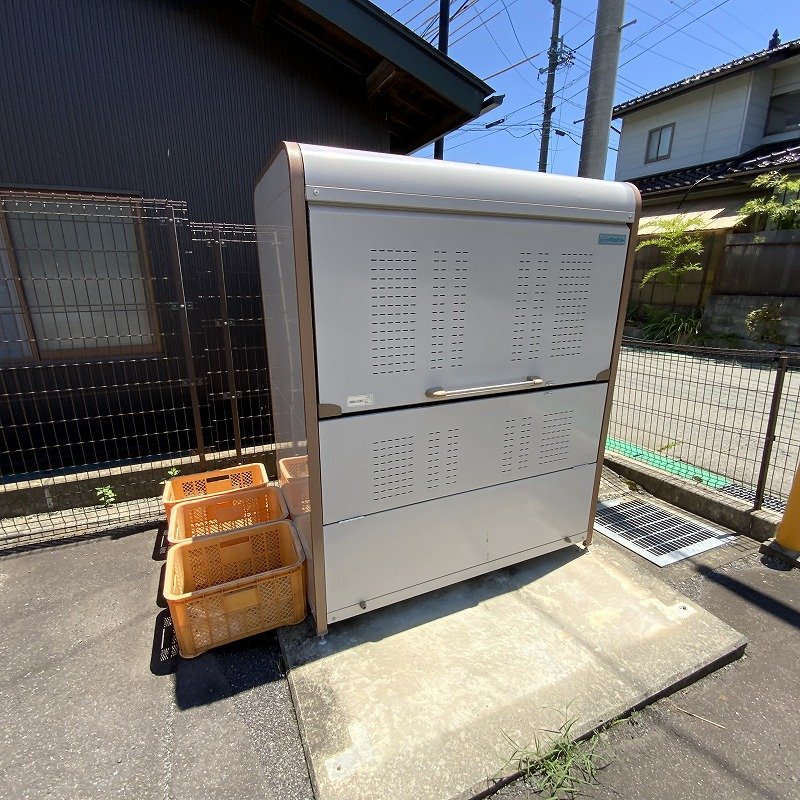ハイツ和み 外観