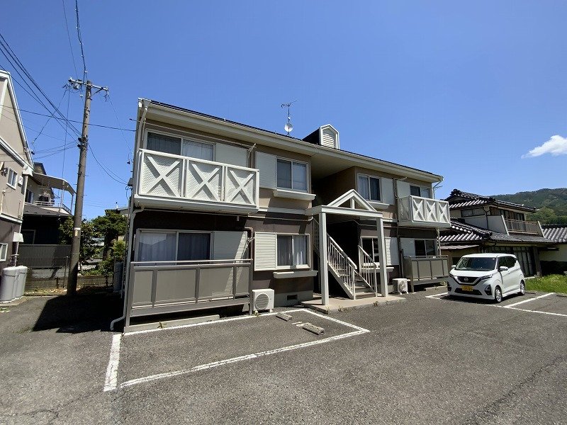 富貴原ハイツＡＢＣ棟 外観
