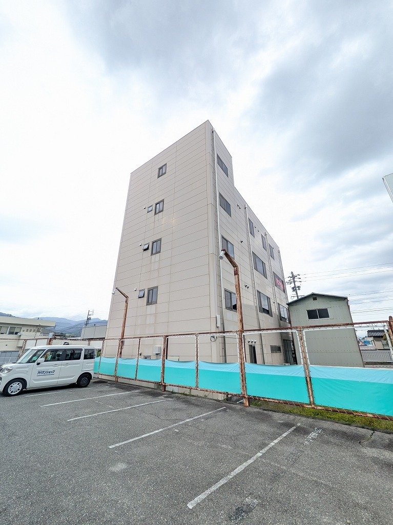 嶋屋ビル 外観