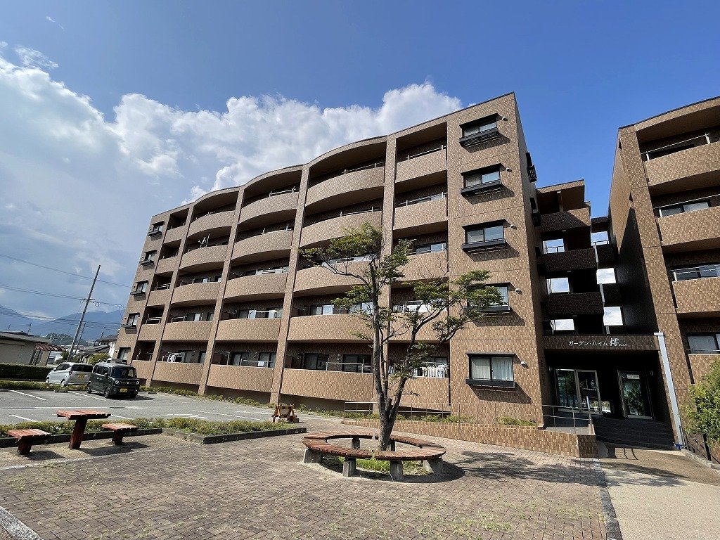 ガーデンハイム樗　１番館 外観