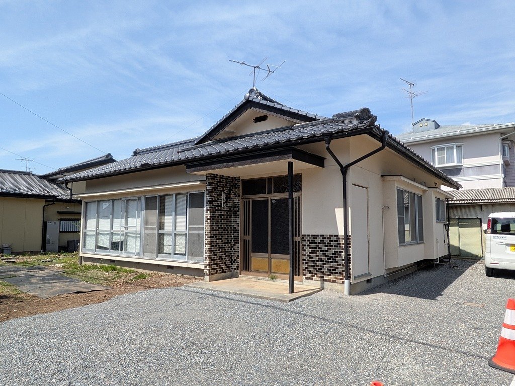 上殿岡貸家（離れ付） 外観