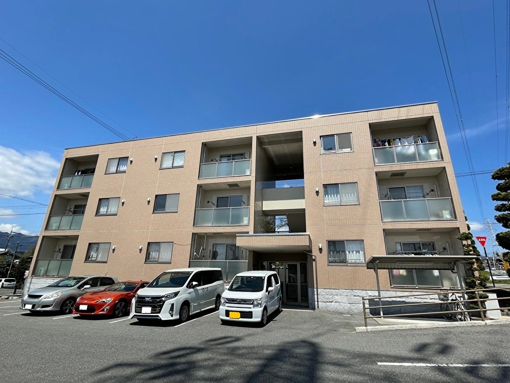グラジュエート榮 外観