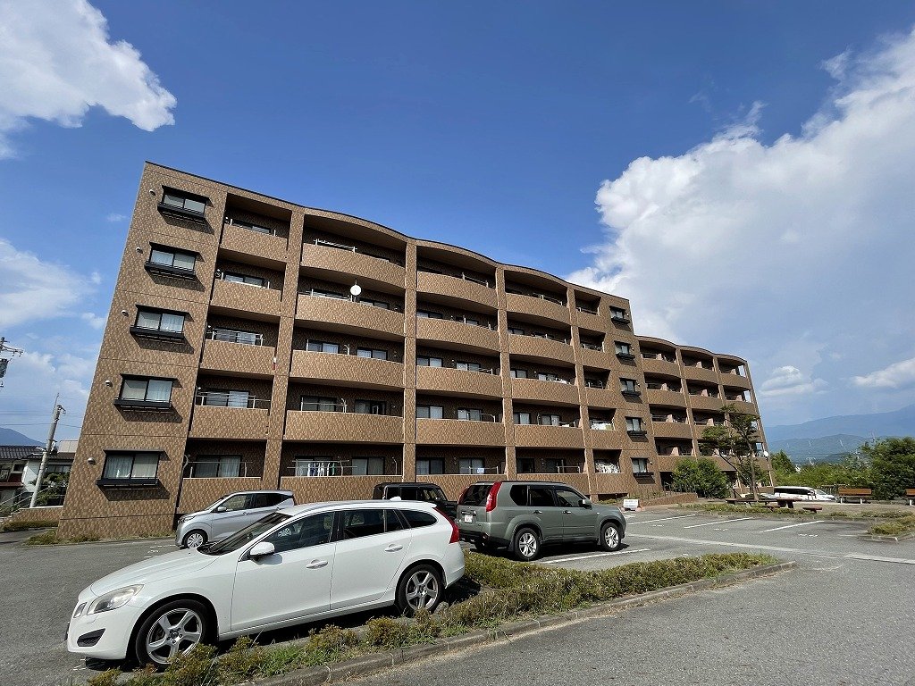 ガーデンハイム樗　１番館 外観