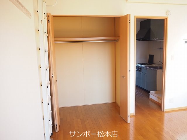 エクセレントタウン村井　A棟 収納