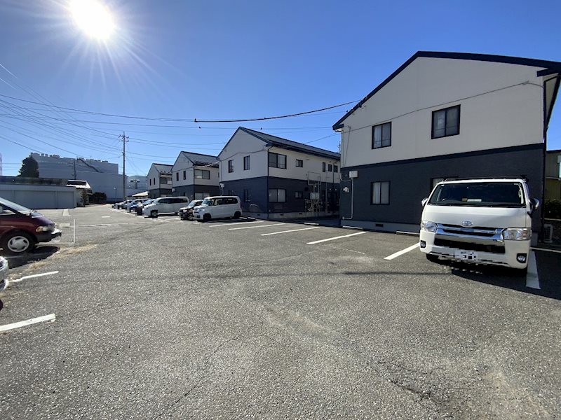 フレグランス広丘　B棟 駐車場