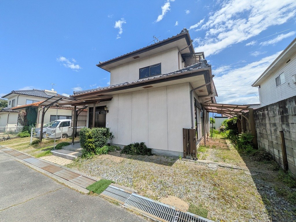 上郷黒田１５１－１２戸建て 外観