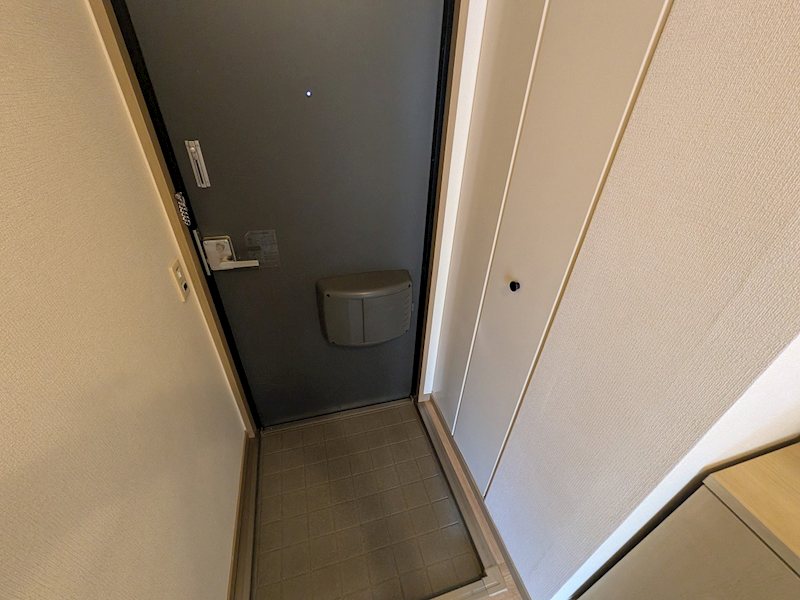 ウインディアシャトレー 玄関