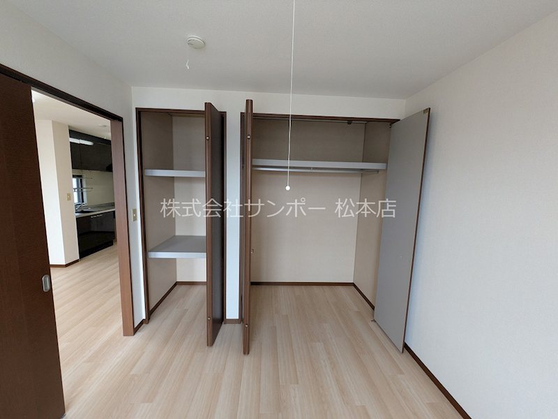 フォンテーヌ東　D棟 収納