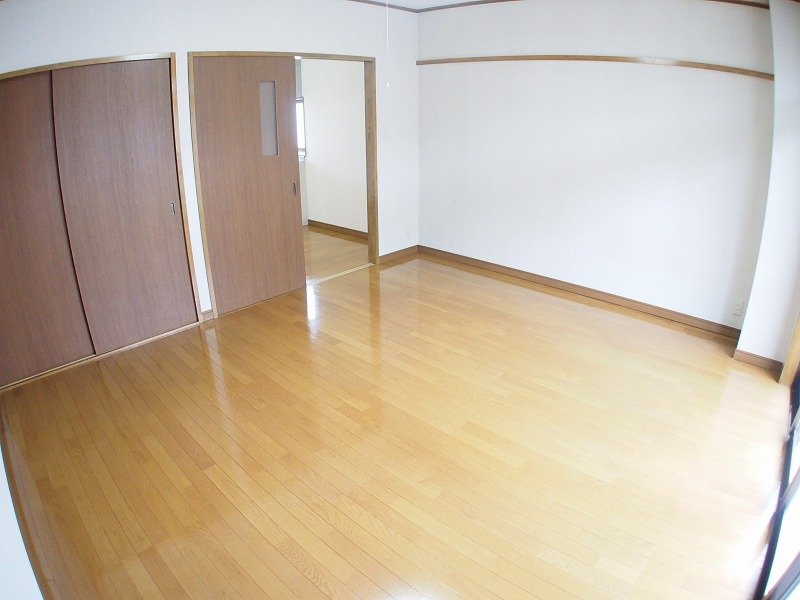 グリーンハイツいくら その他