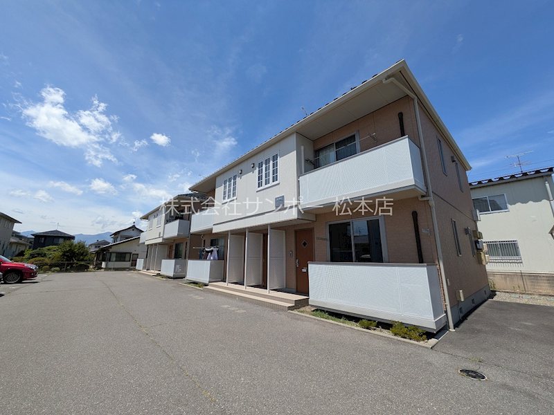 カーサファミリオ B棟 外観