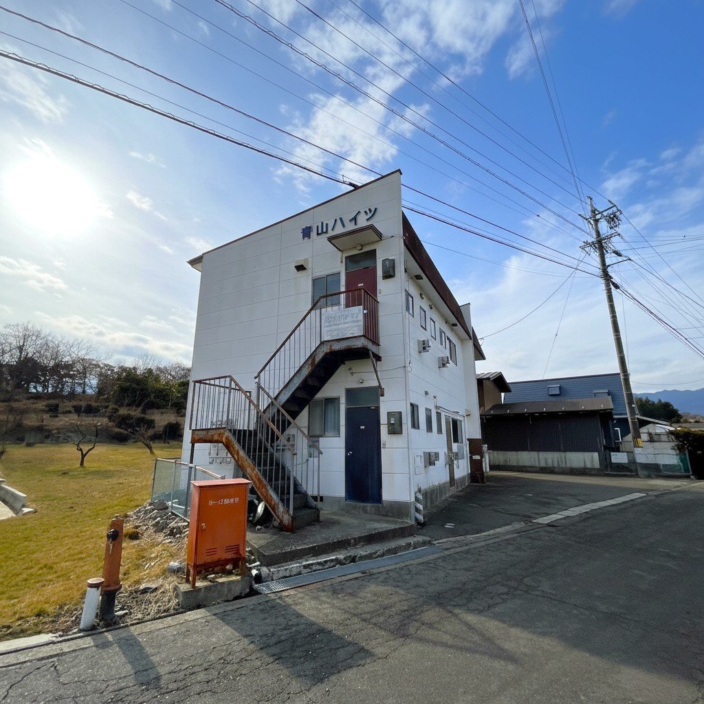 上荒井青山ハイツ 外観