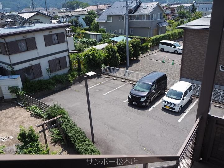 ＥＬＲＶＥＲ（エルヴェ） 駐車場