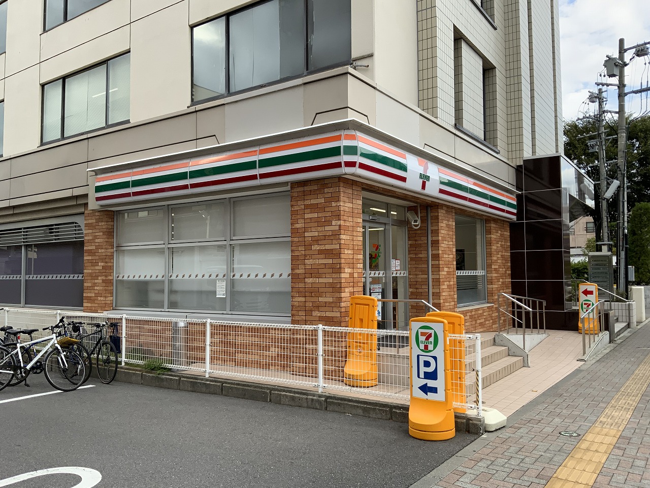 エポック鎌田 コンビニ