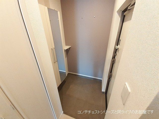 ヒコ　ジェルム 玄関