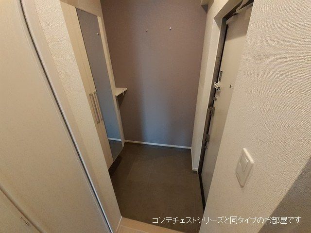 ヒコ　ジェルム 玄関