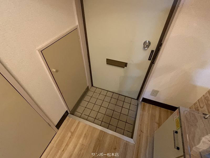 アップルズH 玄関