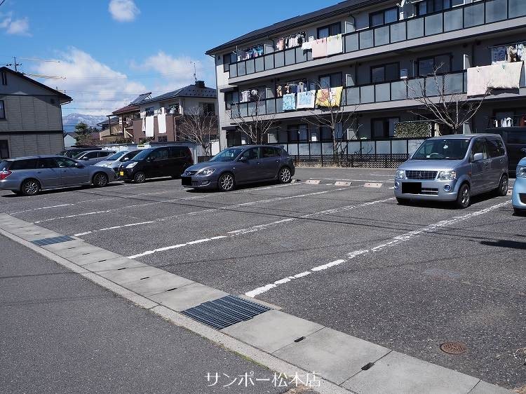セジュール宮嶋　A棟  駐車場