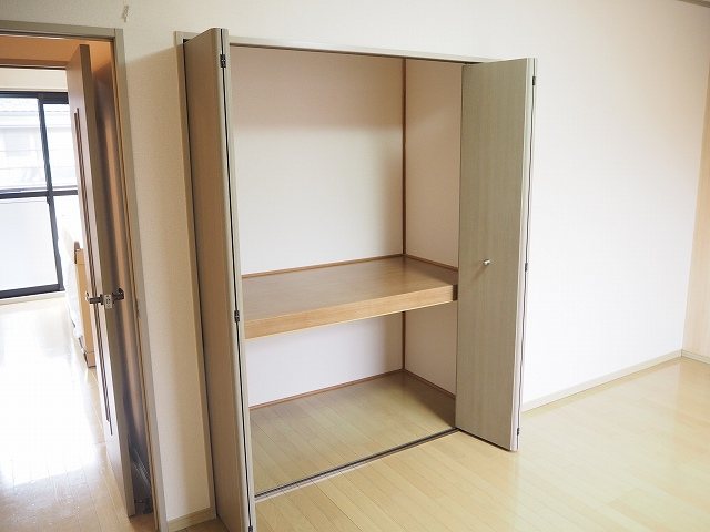 アネシス寿　Ｂ棟 収納
