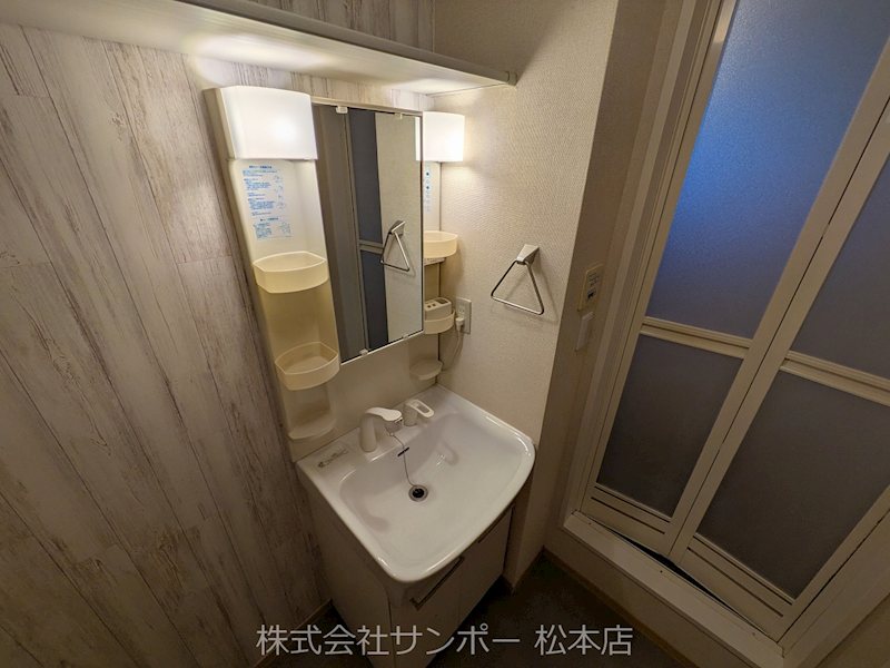 ブルーバトー 洗面所