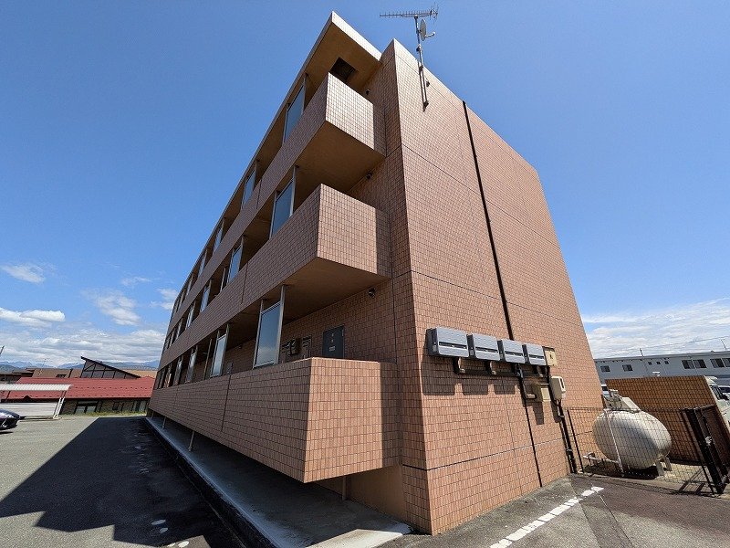 アライブⅡ 外観