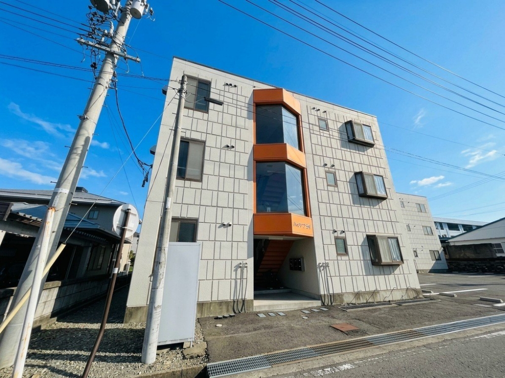 サンクスＡ 外観