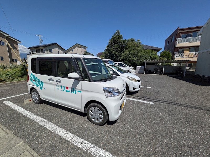 セジュールおはら 駐車場
