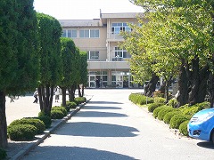 セジュールおはら 小学校