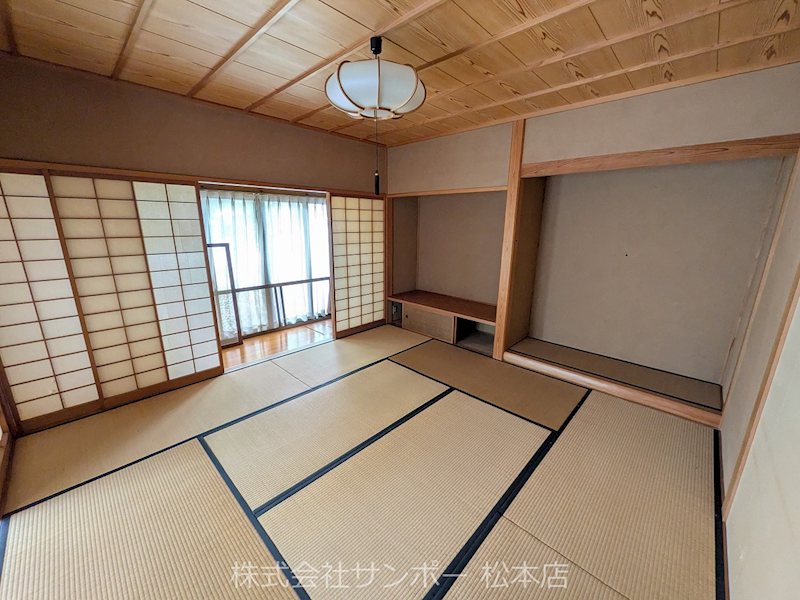 小屋北1丁目貸家 リビング