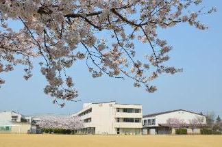 D-ROOM 笹賀 中学校