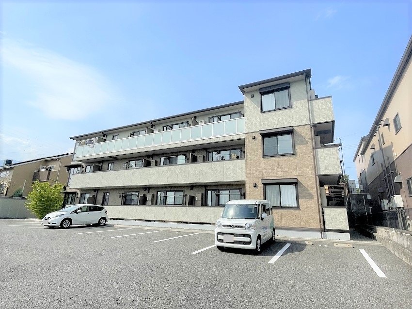 グランテラス上郷 外観