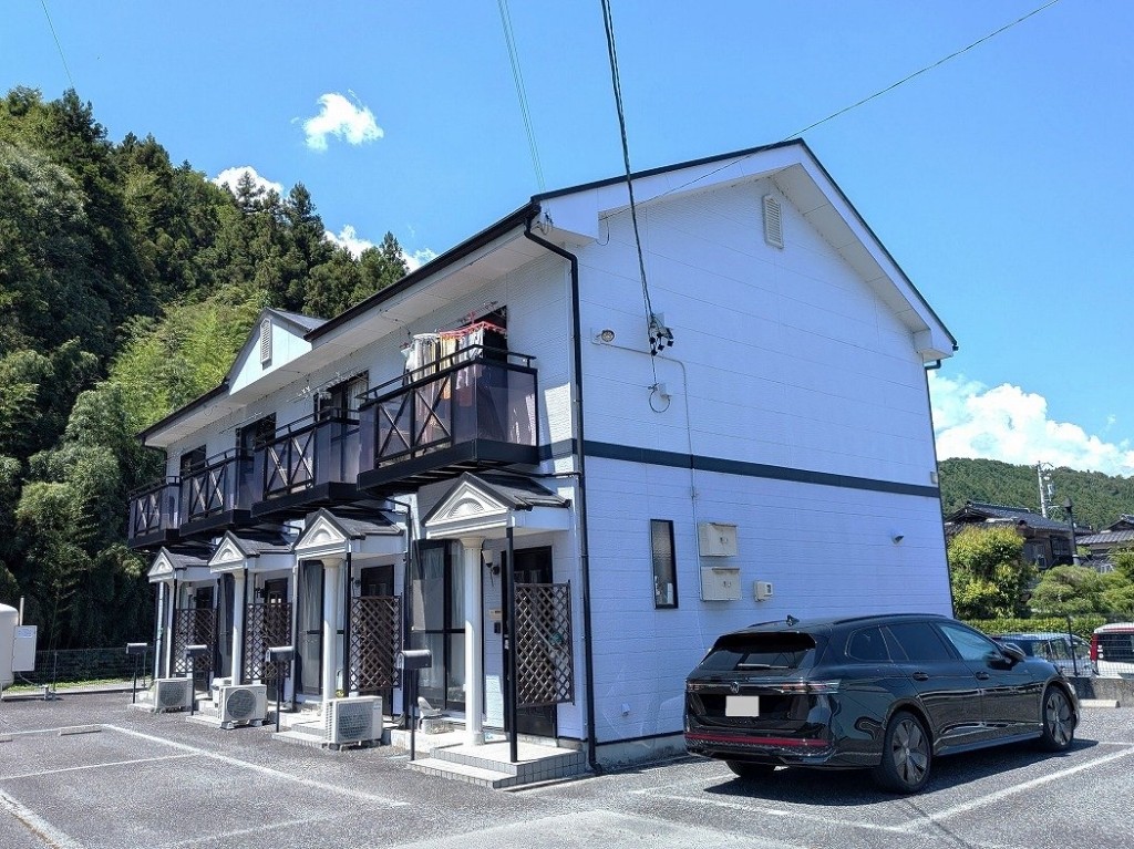 ブルースカイ吉田 外観