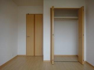 サニーパレス 収納